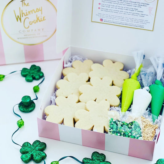 Shamrock Decorating Kit